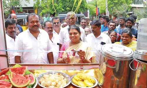 தூத்துக்குடியில் தி.மு.க. சார்பில் தண்ணீர் பந்தல்- அமைச்சர் கீதாஜீவன் திறந்து வைத்தார்