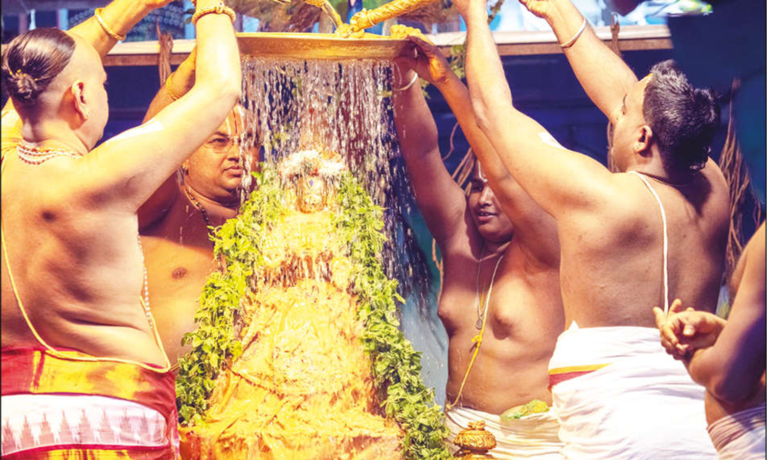 திருச்சானூர் பத்மாவதி தாயார் கோவிலில் இன்று தங்கத்தேரோட்டம்