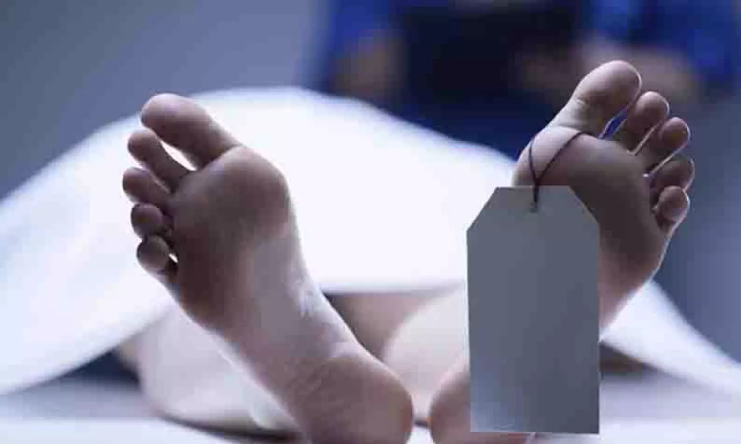 காரில் இருந்தபடியே உயிரிழந்த வாலிபர்