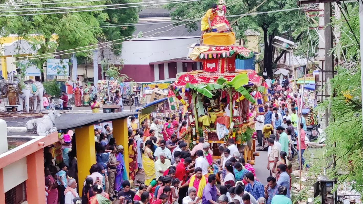 மகா காளியம்மன் கோவில் தேர் திருவிழா மகா காளியம்மன் கோவில் தேர் திருவிழா