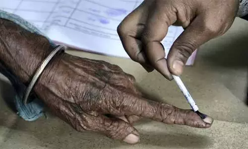 சட்டசபை தேர்தலில் முதியோர், வீட்டில் இருந்து வாக்களிப்பது இன்றுடன் நிறைவு