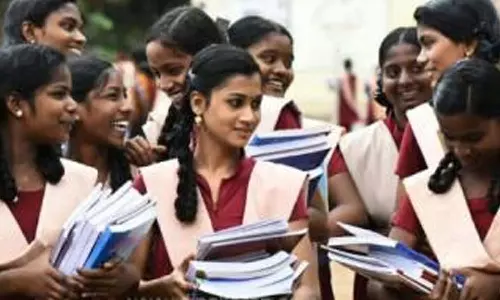 அரசு  பள்ளிகளில் உயர்கல்வி வழிகாட்டல் ஆலோசனை  குழு அமைக்கும் பணி தீவிரம்
