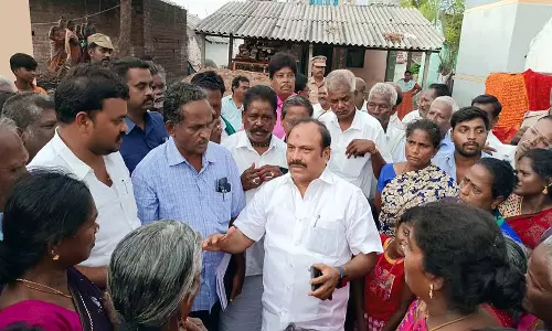 ஐவனூர், எழுத்தூர், மாங்குளம் கிராமத்தில் அடிப்படை வசதிகள் செய்து கொடுக்க வேண்டும்: அதிகாரிகளுக்கு அமைச்சர் சி.வெ. கணேசன் உத்தரவு