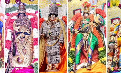 தசாவதார காட்சி தந்த கள்ளழகர்