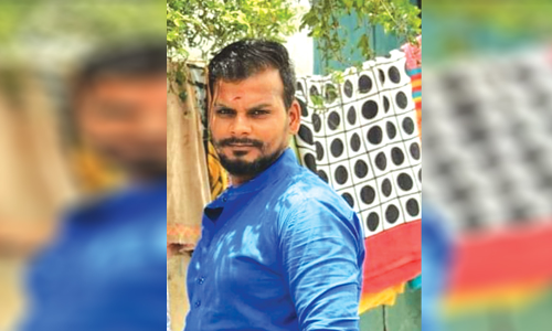 மின்சாரம் பாய்ந்து கட்டிட மேஸ்திரி பலிஉடலை வாங்க மறுத்து உறவினர்கள் போராட்டம் -பரபரப்பு