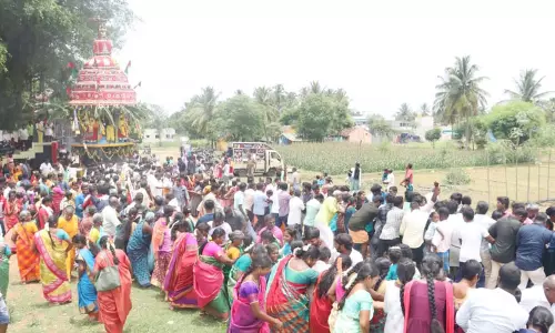 மாதுப்பட்டியில் காளியம்மன் கோவில் சித்திரை தேரோட்டம்.