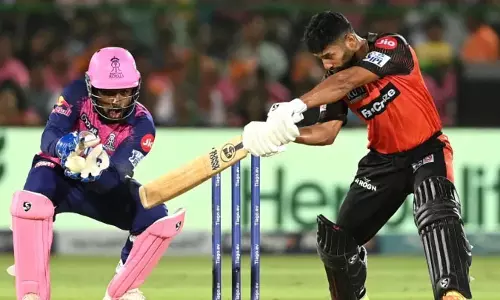 ஐ.பி.எல் டி20- 4 விக்கெட் வித்தியாசத்தில் ஐதராபாத் அணி த்ரில் வெற்றி