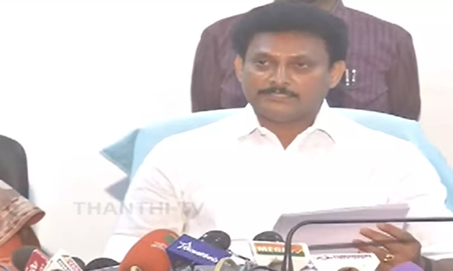 பிளஸ்-2 பொதுத்தேர்வு முடிவுகளை வெளியிட்டார் அமைச்சர் அன்பில் மகேஷ் பொய்யாமொழி பிளஸ்-2 பொதுத்தேர்வு முடிவுகளை வெளியிட்டார் அமைச்சர் அன்பில் மகேஷ் பொய்யாமொழி