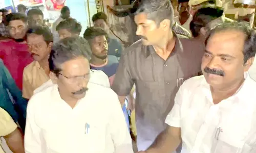 பணியின் போது உயிரிழந்த தொழிலாளியின் குடும்பத்தில் ஒருவருக்கு அரசு வேலை- அமைச்சர் உறுதி