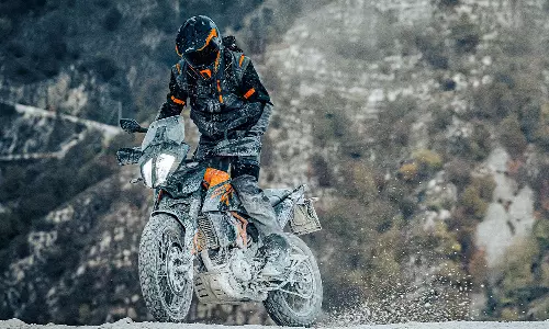 ஸ்போக் வீல்களுடன் விரைவில் அறிமுகமாகும் கேடிஎம் 390 அட்வென்ச்சர் ரேலி?