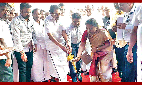 புதிய பஸ் நிலையம் கட்ட அடிக்கல்