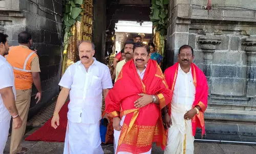 திருப்பதி ஏழுமலையான் கோவிலில் எடப்பாடி பழனிசாமி தரிசனம்