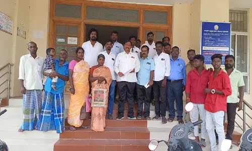 வி. குமாரமங்கலம் ஏரியில்  சட்ட விரோதமாக மணல் எடுத்துவர்கள் மீது நடவடிக்கை:  கலெக்டரிடம் துணை மேயர் தாமரைச்செல்வன் மனு