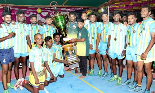 வடிவேல்கரை அணி சாம்பியன்