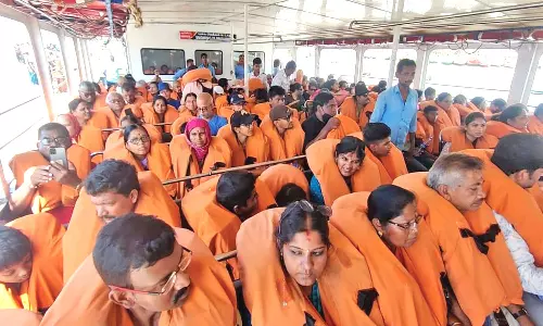 கன்னியாகுமரி விவேகானந்தர் மண்டபத்துக்கு இயக்கப்படும் சுற்றுலா படகில் பாதுகாப்பு அதிகரிப்பு