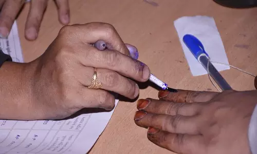 கர்நாடக சட்டமன்ற தேர்தல் - வாக்குப்பதிவு தொடங்கியது