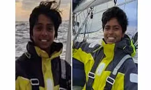 கடல் வழியாக உலகை சுற்ற தாயாராகும் புதுவை பெண் கமாண்டர்