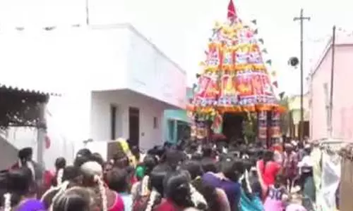 அரணாரை மாரியம்மன் கோவிலில் சப்பர தேரோட்டம்