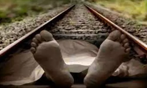 ஆத்தூர் அருகே ரெயிலில் அடிபட்டு வாலிபர் பலி
