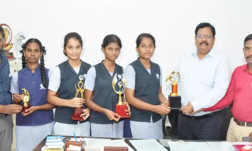 பிளஸ்-2 பொதுத் தேர்வில் கிருஷ்ணகிரி பாரத் மெட்ரிக் பள்ளி மாணவ, மாணவிகள் சாதனை