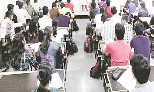 போட்டித் தேர்வுகளுக்கு இலவச பயிற்சி வகுப்புகள்