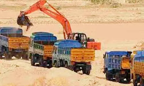 மணல் கடத்தல்