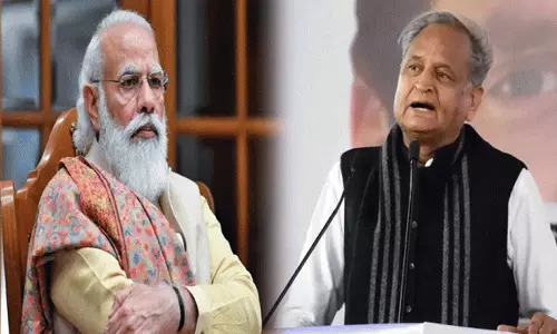 ஜனநாயகத்தில் எதிர்க்கட்சிகளை மதிக்க வேண்டும்: பிரதமர் மோடி முன்னிலையில் அசோக் கெலாட்  பேச்சு