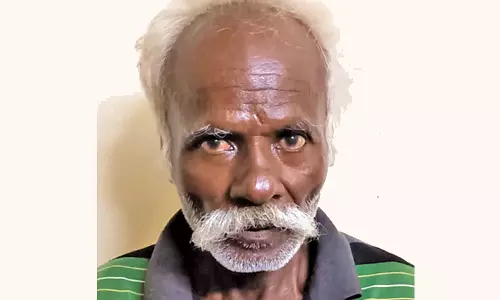 உல்லாசத்துக்கு மறுத்ததால் ஆத்திரம்- கள்ளக்காதலியை கொன்ற முதியவர் கைது