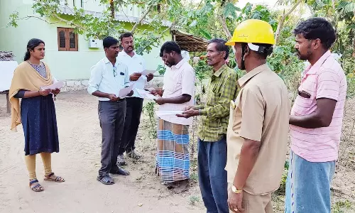 விவசாயிகளுக்கு வனவிலங்குகளை பாதுகாப்பது குறித்து விழிப்புணர்வு