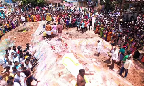 ஸ்ரீ திரவுபதி அம்மன் கோவிலில் துரியோதனன் படுகளம்