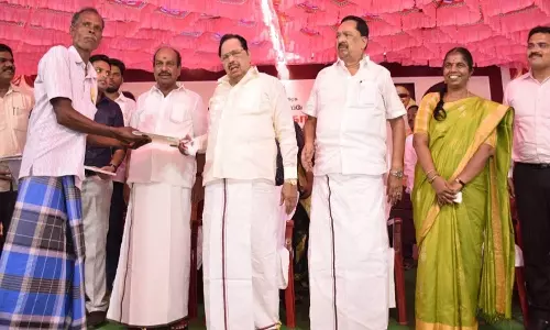 அரசு ஆஸ்பத்திரி, கல்லூரி விரைவில் திறப்பு