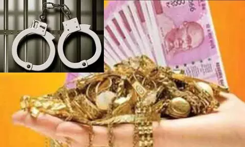 வேலூரில் பட்டப் பகலில் 15 பவுன் நகை பறித்த கும்பல்