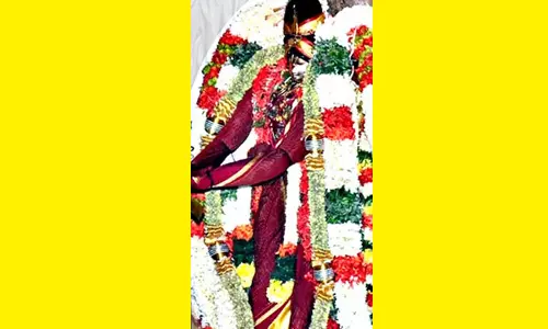 கள்ளழகரை தரிசிக்க குவியும் பக்தர்கள்