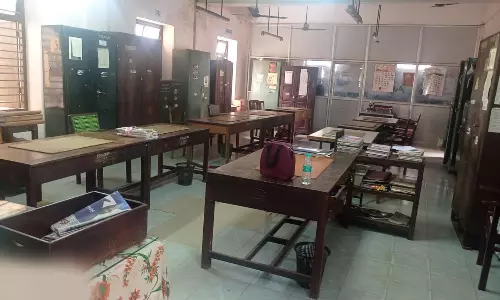 திருவாரூரில் 900 அரசு ஊழியர்கள் தற்செயல் விடுப்பு போராட்டம்