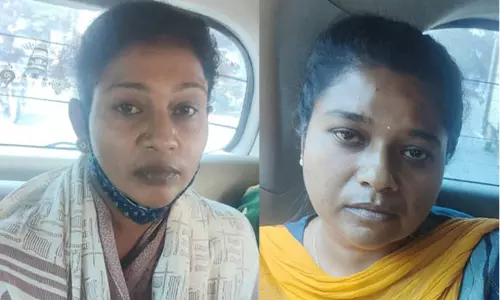 பண்ருட்டியில்  நகை வாங்குவது போல் நடித்து தங்க நகை திருடிய 2 பெண்கள் கைது