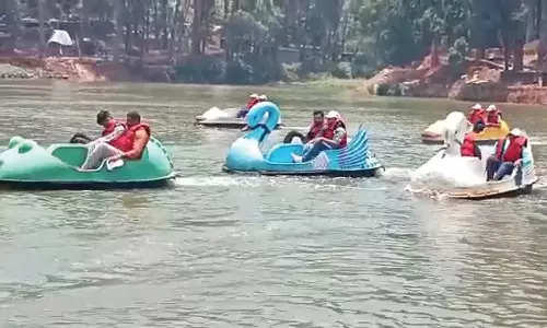 ஊட்டியில் நடந்த படகு போட்டியில் கர்நாடக தம்பதி வெற்றி