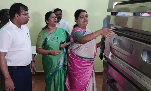 செங்கல்பட்டு சிறுவர் சீர்திருத்த, பள்ளியில் பேக்கரி பொருள் தயாரிக்க பயிற்சி