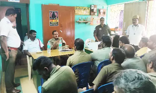 குடியாத்தம் சிரசு திருவிழாவில் ஆட்டோ டிரைவர்களுக்கு கட்டுப்பாடு