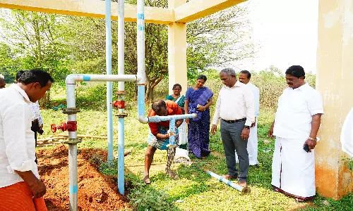 15 ஆண்டுகள் பயன்படுத்தாத மேல்நிலை தொட்டியில் இருந்து குடிநீர் சப்ளை