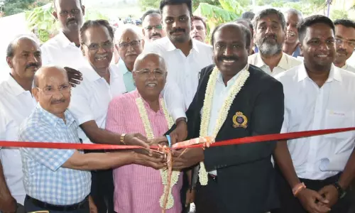 ரூ.17 லட்சத்தில் கட்டப்பட்ட முதியோர் இல்ல கட்டிடம்