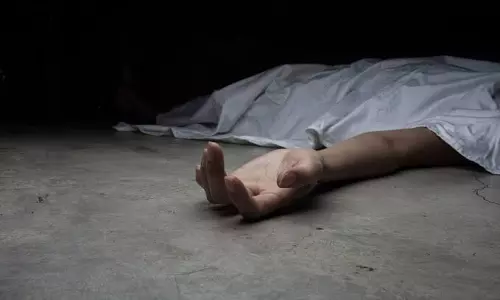 அழுகிய நிலையில் ஆண் பிணம்