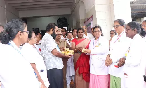 செவிலியர் தினம் கொண்டாட்டம்