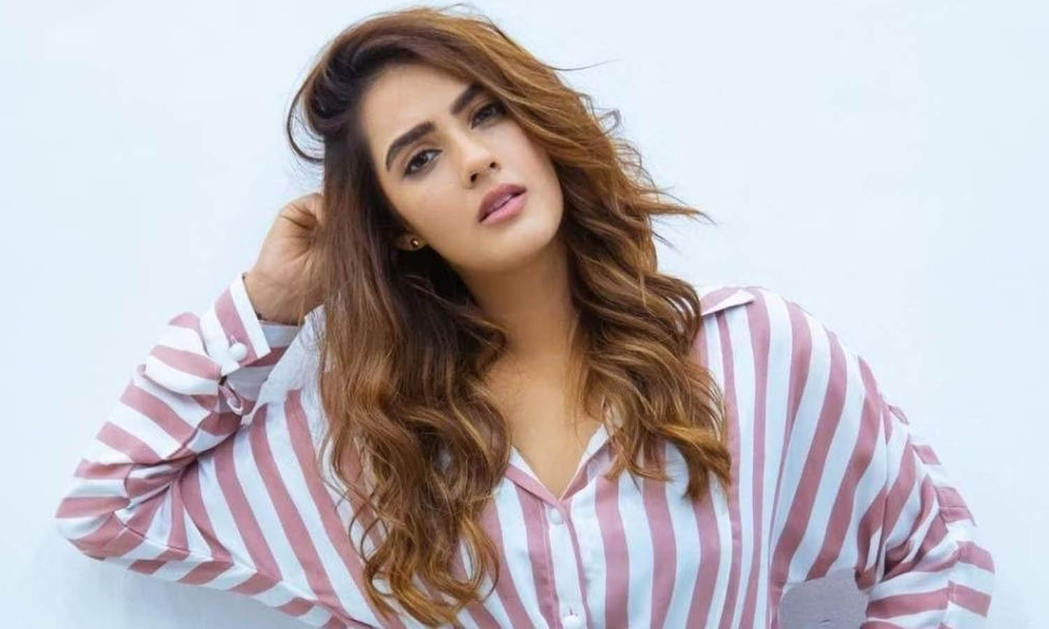 பிச்சைக்காரன் -2 படப்பிடிப்பின் போது மரணத்தின் எல்லைக்கு சென்று திரும்பிய காவ்யா தாப்பர்