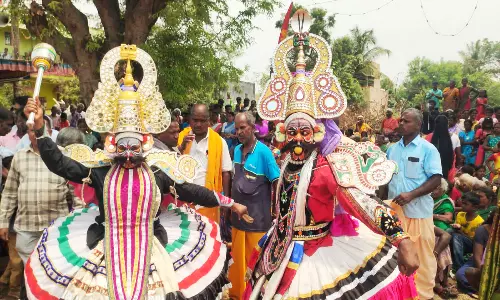 5 புத்தூர் கிராமத்தில் துரியோதனன் படுகளம்
