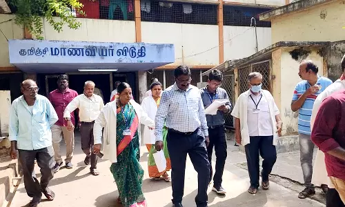 நெல்லையில்  சித்த மருத்துவக்கல்லூரியில் மருத்துவ இயக்குநர் திடீர் ஆய்வு