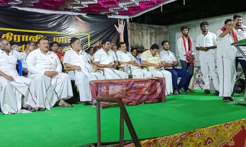 மொரப்பூர் தி.மு.க சார்பில் 2 ஆண்டு சாதனை விளக்க பொதுக்கூட்டம்