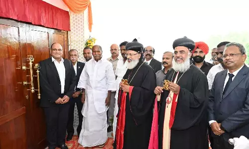 அதிநவீன அவசர சிகிச்சை பிரிவு, புதுப்பிக்கப்பட்ட கலையரங்கம்