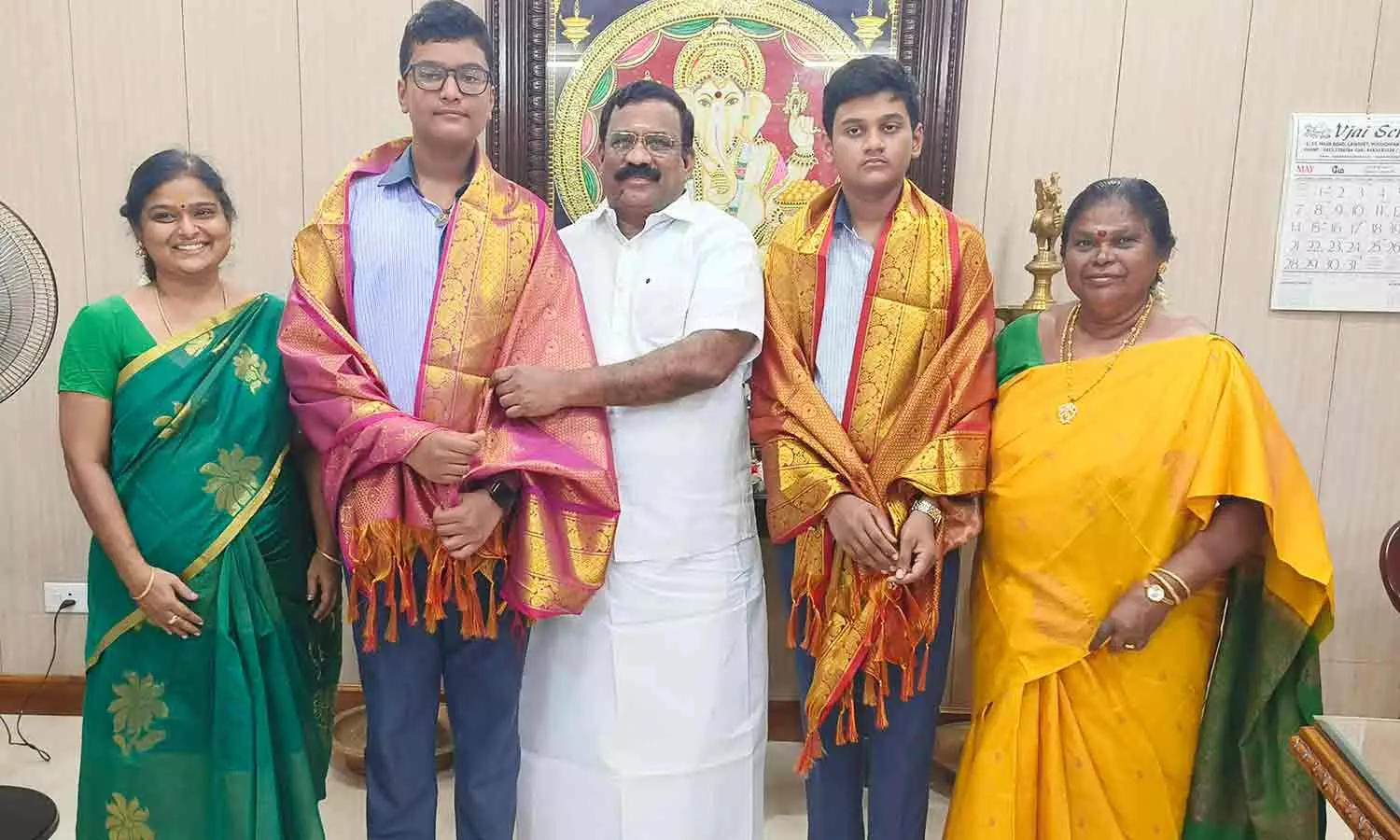 விவேகானந்தா சி.பி.எஸ்.இ. பள்ளி சாதனை விவேகானந்தா சி.பி.எஸ்.இ. பள்ளி சாதனை