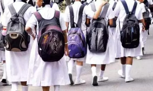 கோவையில் பள்ளி படிப்பை பாதியில் விட்ட 226 மாணவர்களுக்கு போலீசார் கவுன்சிலிங்