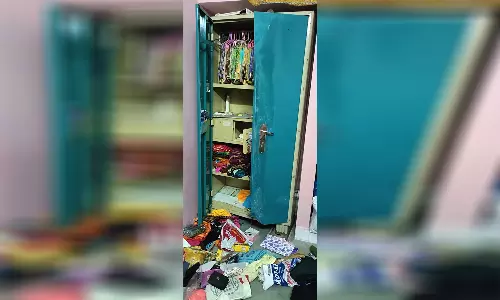 அகரம்சீகூர் அருகே பூட்டிய வீட்டில் திருட முயன்ற அண்ணன்-தம்பி அதிரடி கைது